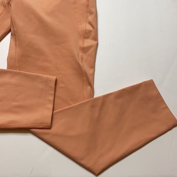 Girlfriend Collective Compression HighRise Legging‎ - Picture 6 of 10